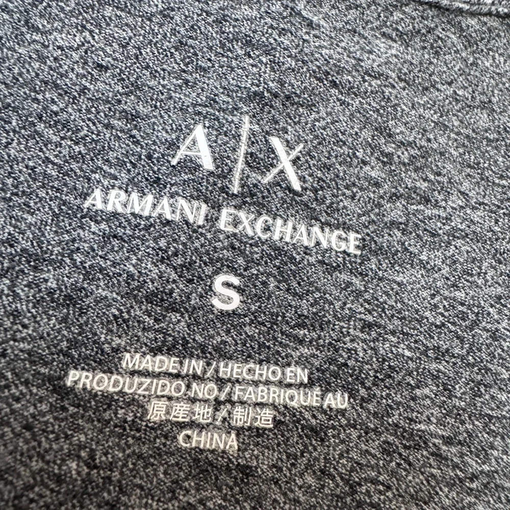Armani Exchange A|X Men's V-Neck Gray Tee Fitted T-Shirt Small
